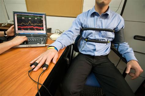 is it hard to pass a polygraph test|can someone pass a polygraph.